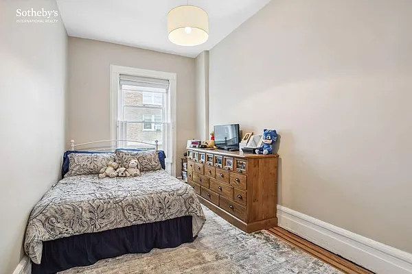 Rented by Sotheby's International Realty | media 20