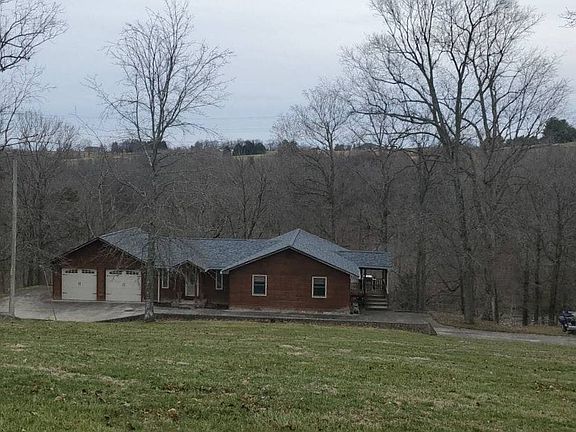 2nd image of 851 Hamilton Springs Rd