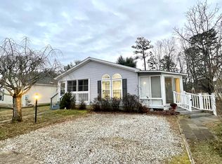 38 Rosewood Ln, Mays Landing, NJ 08330