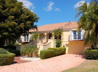 722 Sand Dollar Dr, Sanibel, FL 33957