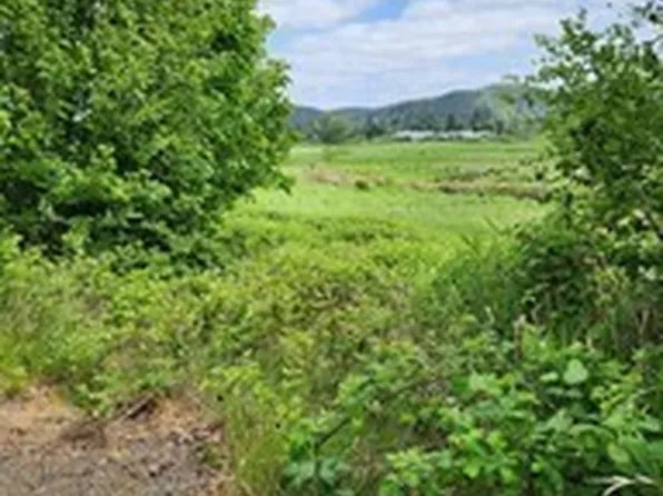 443 State Hwy 6, Raymond, WA 98577