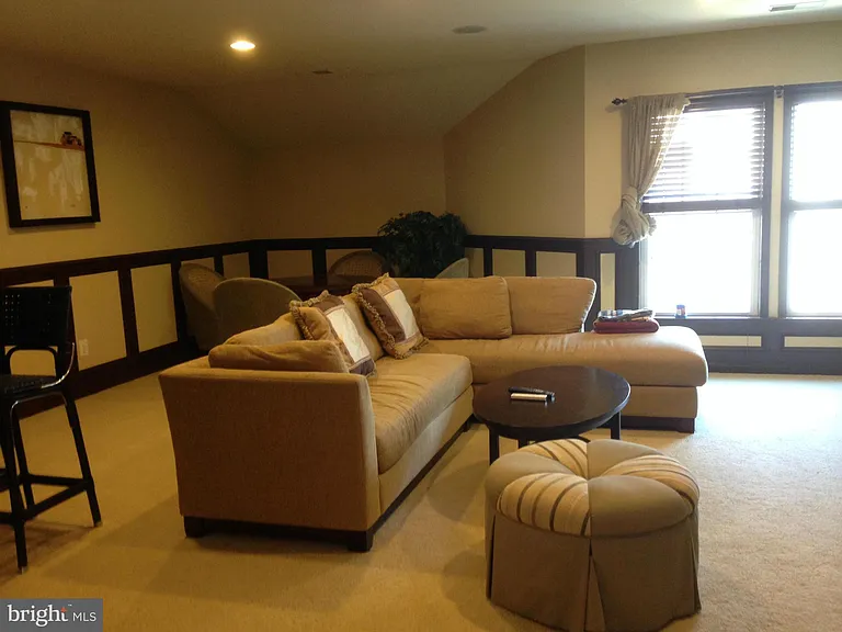 43593 Popes Creek Sq — Photo 4
