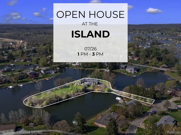 4912 Oakwood Ct, Commerce Township, MI 48382