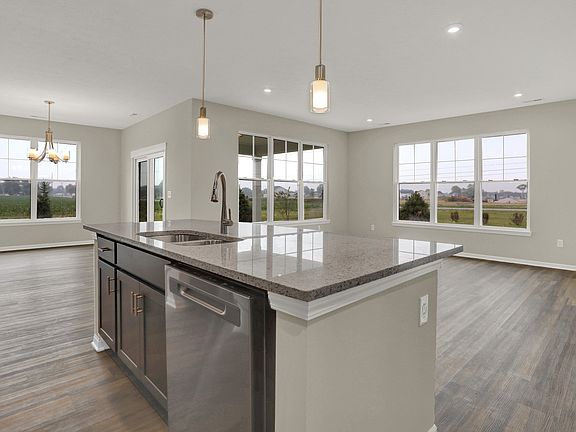 4th image of 5999 Seabrook Dr