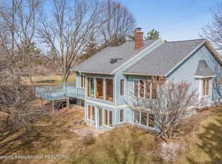 10162 W Herbison Rd, Eagle, MI 48822