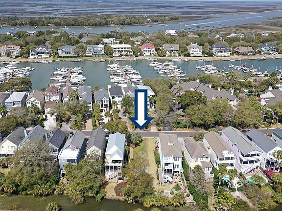 3rd image of 10 Yacht Harbor Ct