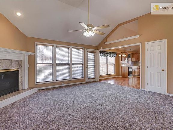 4th image of 336 SE Bordner Dr