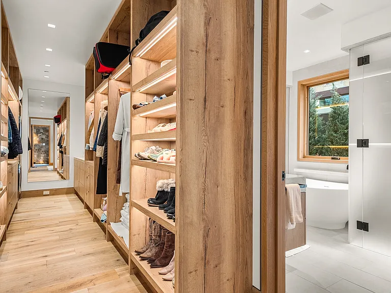 549 Walnut St — Photo 22