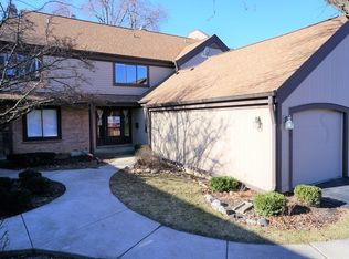 1277 Bristol Ln #0, Buffalo Grove, IL 60089
