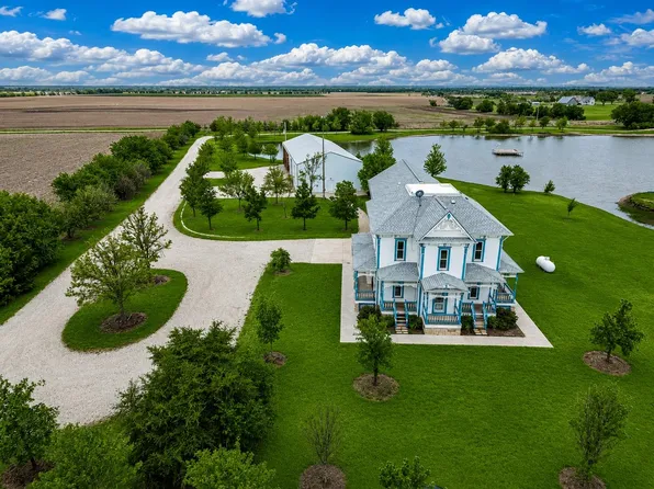 26775 W 103rd St S, Viola, KS 67149