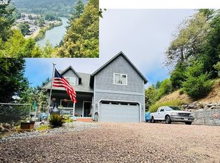 17166 Mountain Dr, Brookings, OR 97415