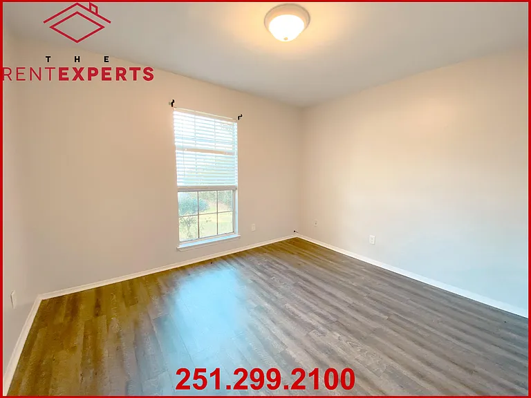 9641 Royal Woods Ct — Photo 15
