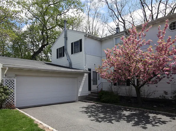 658 Ridgewood Rd #C0002-2, Maplewood, NJ 07040