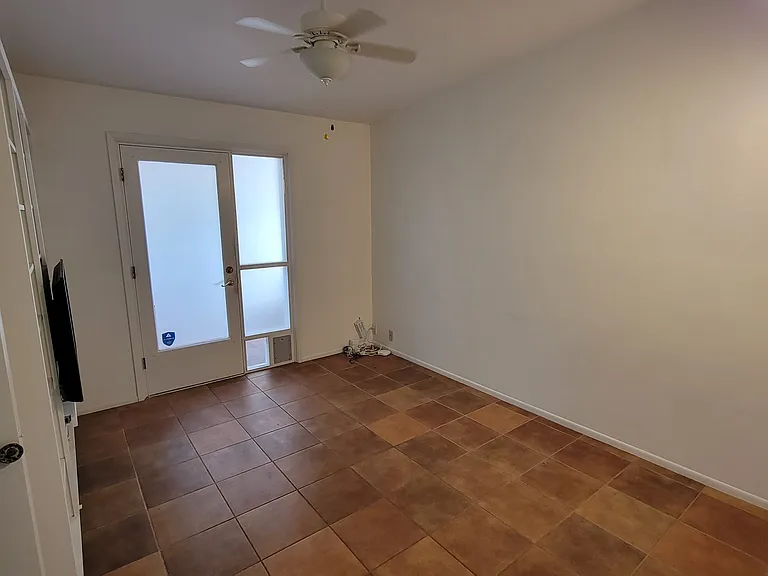2107 S Ventura Dr — Photo 20