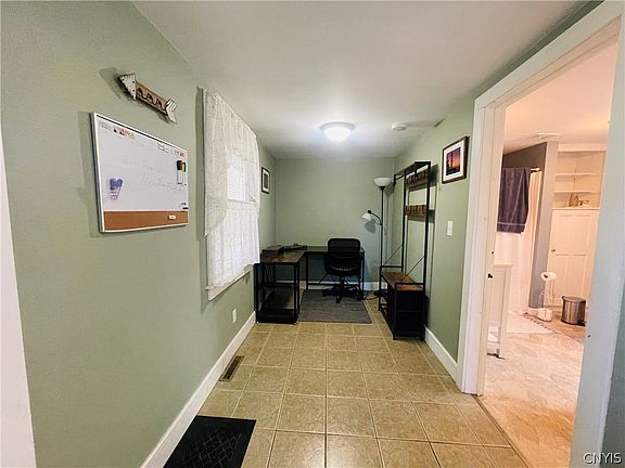 4th image of 6820 Toni Hill Rd