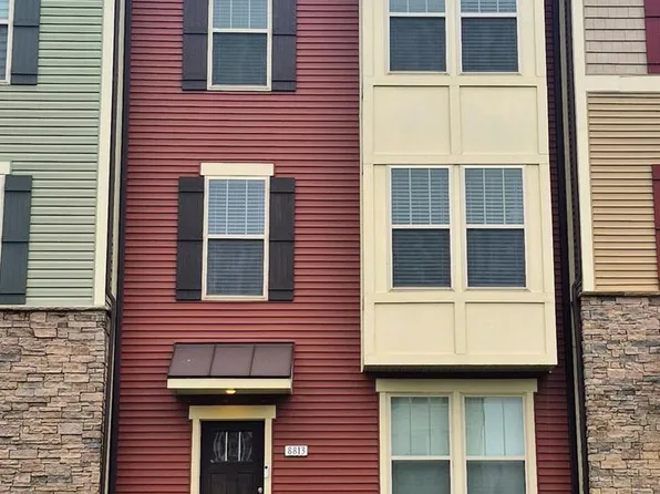 8813 Shady Pines Dr, Frederick, MD 21704