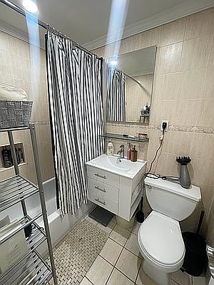 2nd image of 246 W 20th St APT 1A