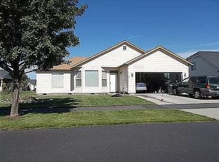 3 Jasmine Ln, Pasco, WA