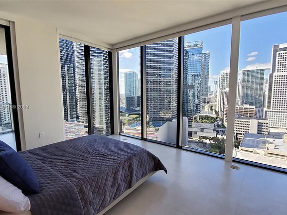 2nd image of 1010 Brickell Ave Unit 2511