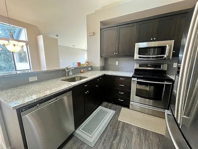 962 E Riverpark Ln — Photo 12