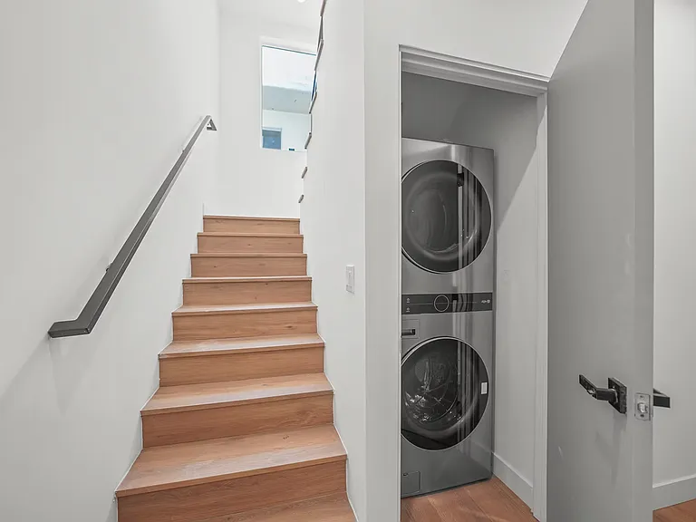 13694 Erwin St #2 — Photo 14