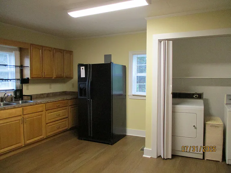 156 Ridge St — Photo 5