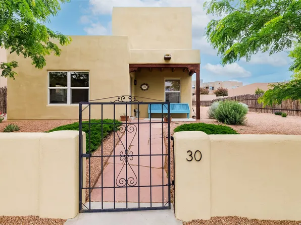 30 Calle Lemita, Santa Fe, NM 87507