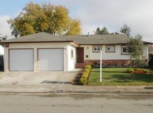 2116 Fremont Dr, Santa Rosa, CA 95409
