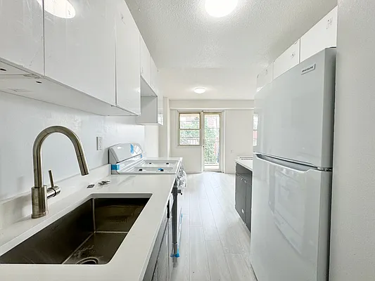 Rented by Keller Williams NYC | media 11