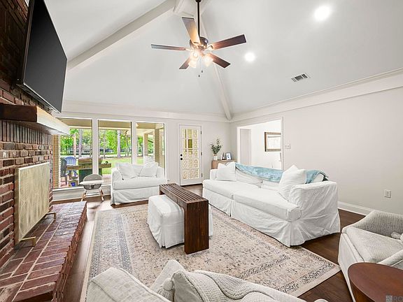 3rd image of 7834 Brett Pl