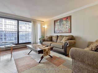 65 Harbour Sq #3006, Toronto, ON