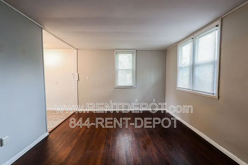 Building Photo - 1621 Rheinhardt Ave