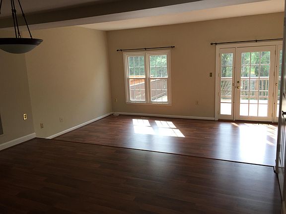 3rd image of 3837 Foxfield Ln