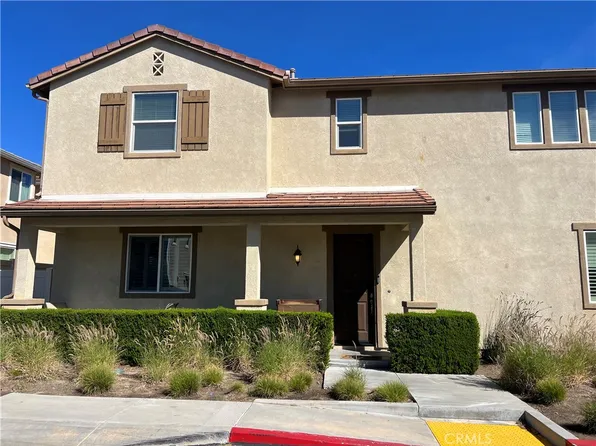 20017 Dampa Ln, Winnetka, CA 91306