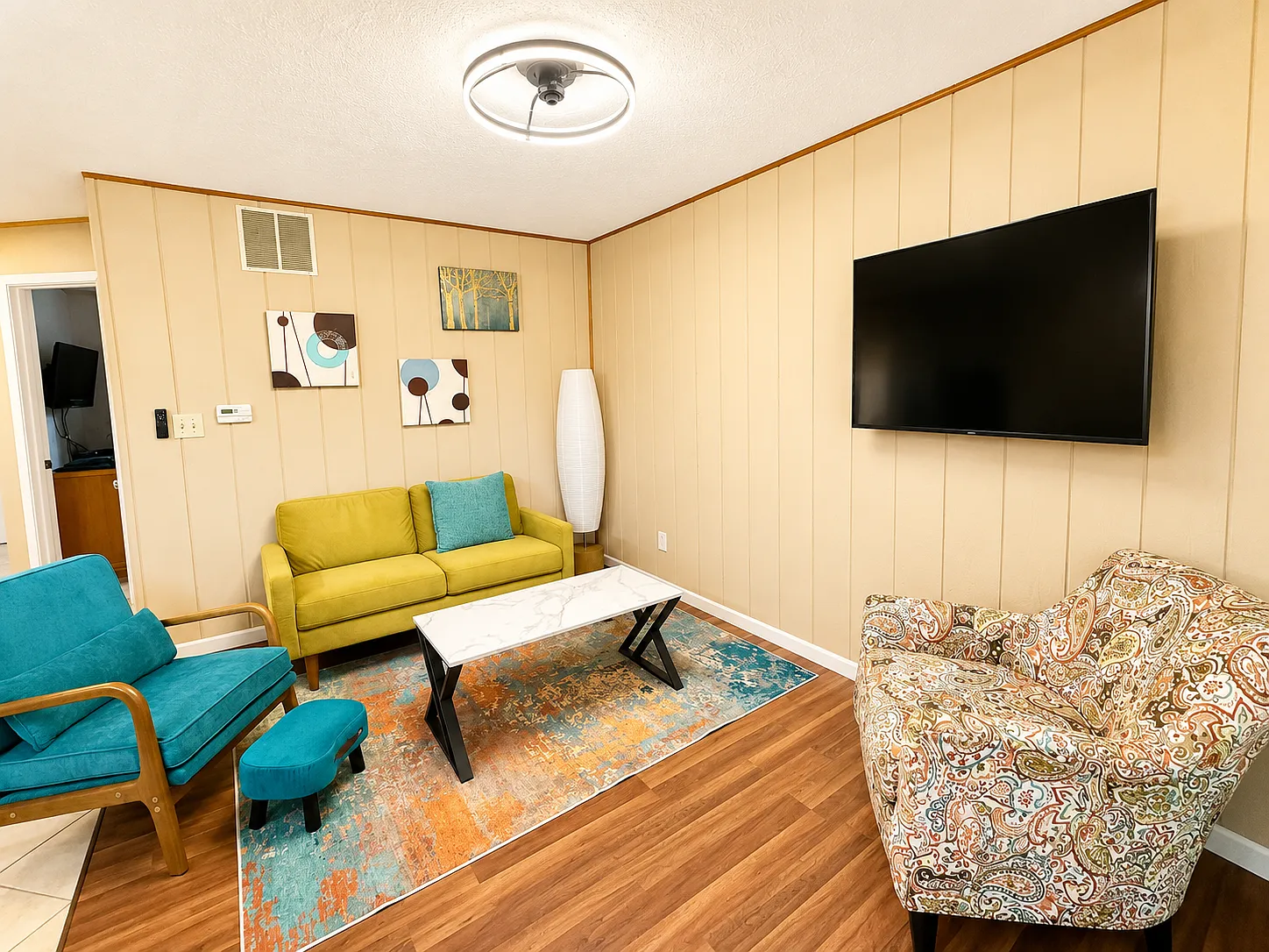 1 bed, 900 sqft, $1,300 — Photo 3