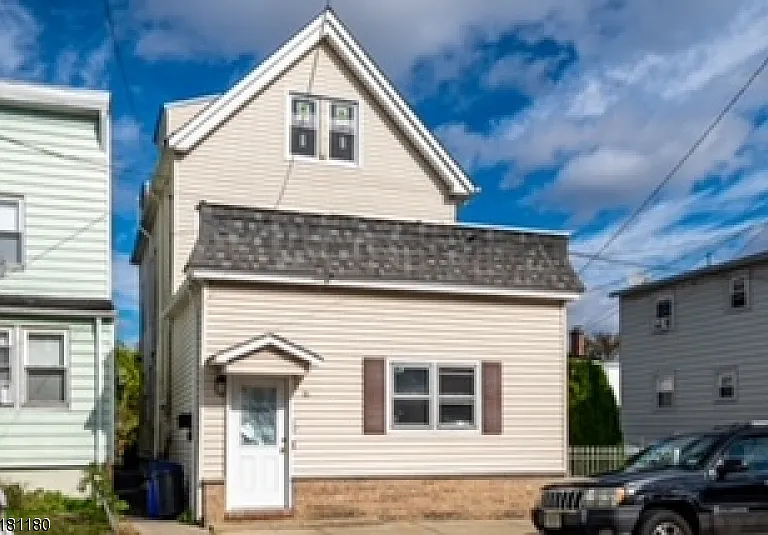 21 Joyce St #2 — Photo 1