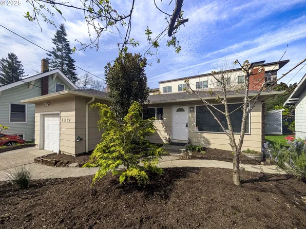 1917 SE 51st Ave, Portland, OR 97215