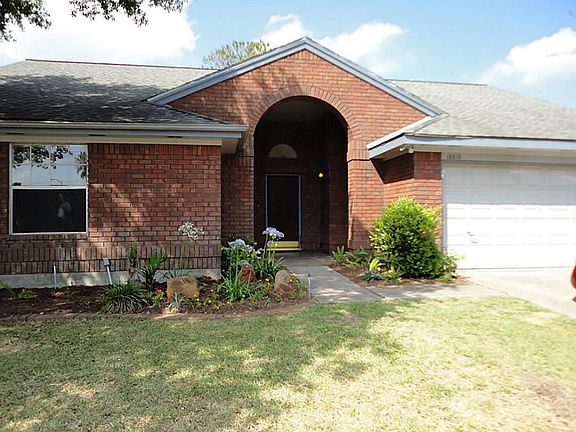 2nd image of 16010 Surrey Woods Dr