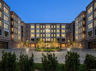 100 Garvies Point, Glen Cove, NY 11542