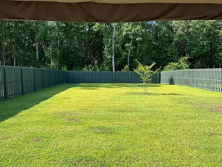 102 Brightleaf Cir — Photo 16