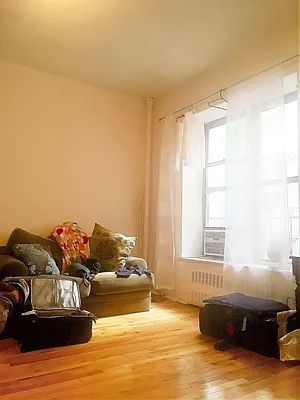 Rented by Dynamik Realty | media 19