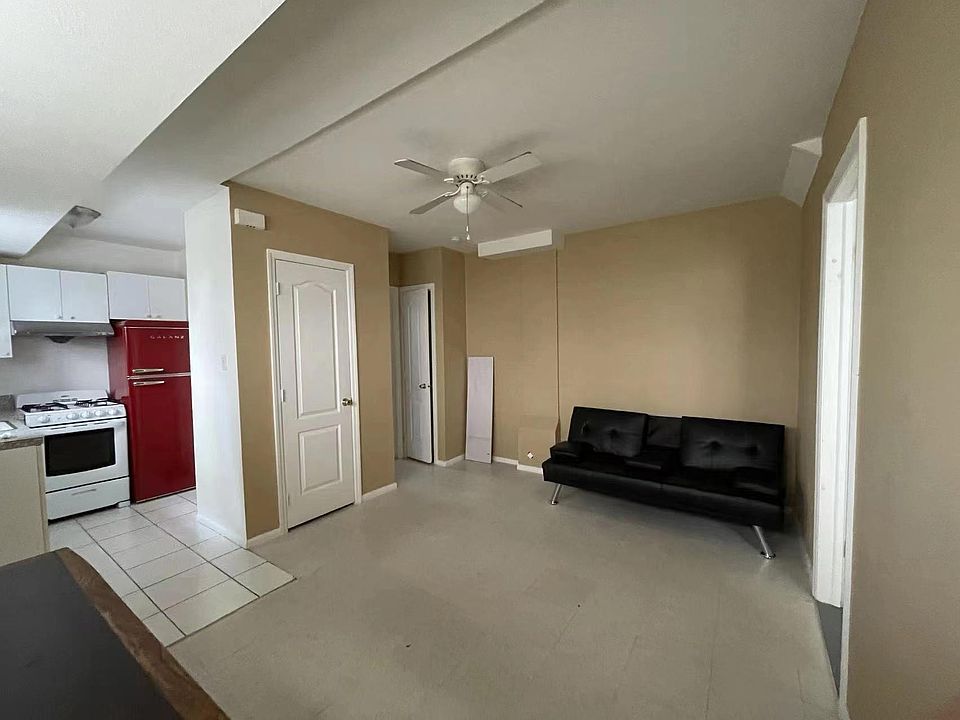 1st image of 908 Rockland Ave #2