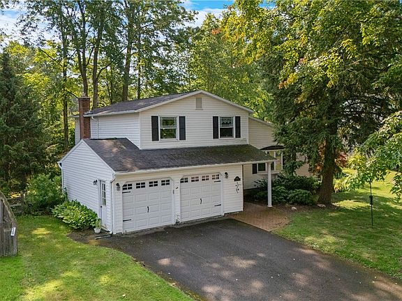 4th image of 8027 Thyme Cir