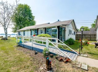 6533 River Rd, Marine City, MI 48039