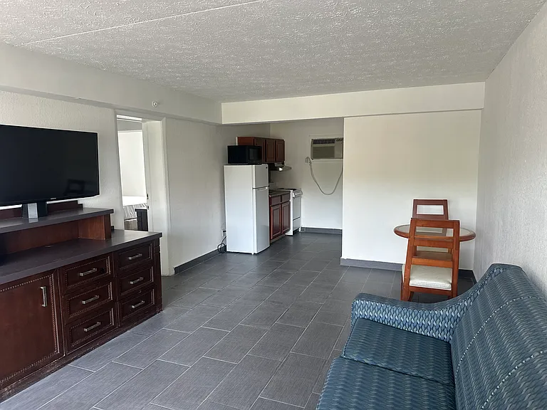 2010 S Ocean Blvd — Photo 4