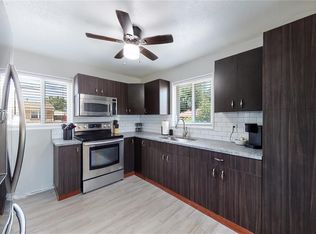 7020 Avrum Dr, Denver, CO 80221