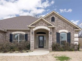 1005 Rayna Dr, Longview, TX 75605