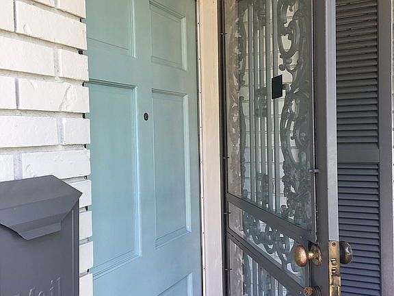 4th image of 703 E Poplar St
