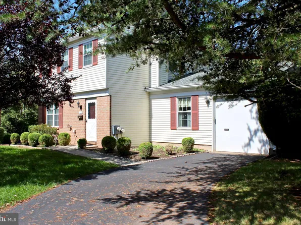 1615 Windsor Ct, Lansdale, PA 19446