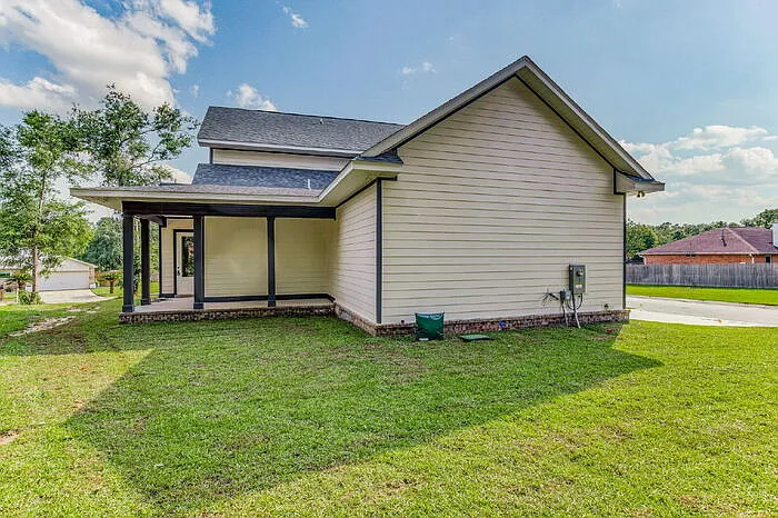 412 Elcino Dr — Photo 10